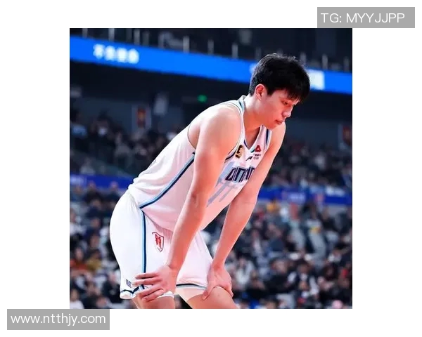 杨瀚森本场防守压力比打勇士更大 所有问题在季前赛暴露都非坏事