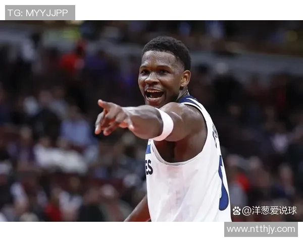 爱德华兹：大家各司其职表现出色 而这一切都是兰德尔带动起来的