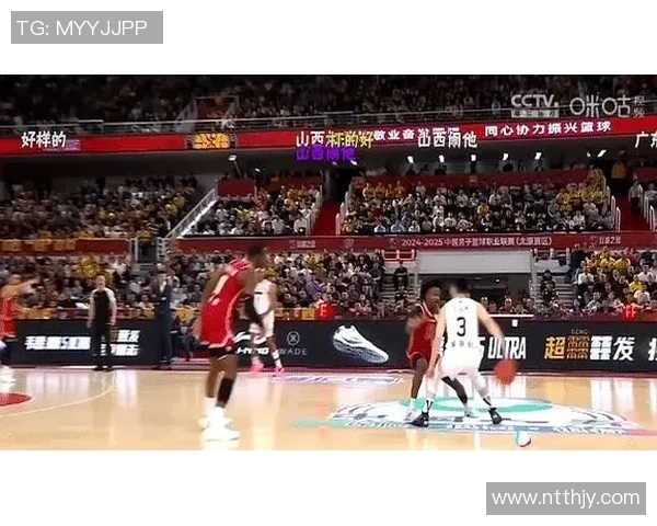 迪亚洛对胡明轩凶狠犯规