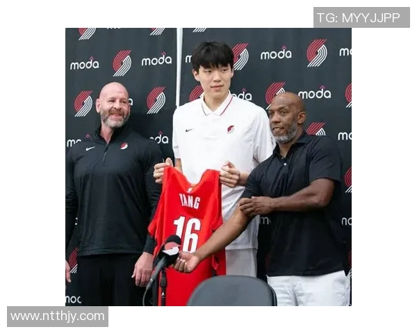 队记：罗威伤缺让杨瀚森更早面对NBA核心强度，但也是巨大挑战